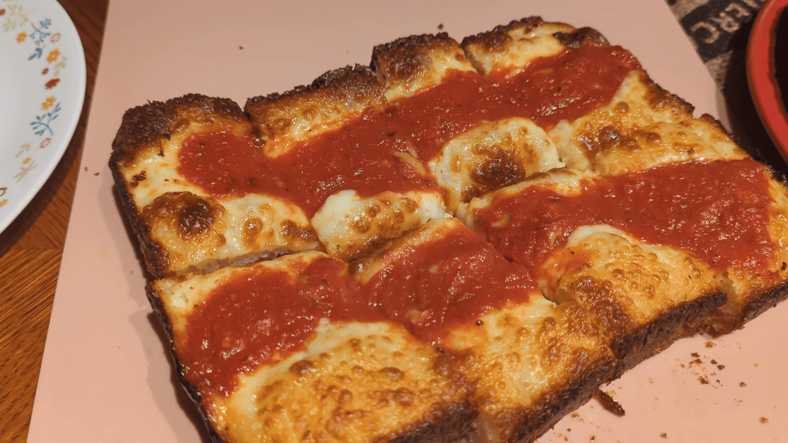 Detroit Style Pizza Pans (Non Stick without BPA Two-Year Warranty)10 x 14 x  2.5 Inch Pre-Seasoned Sicilian Style Pizza Pan, Hard Anodized Deep Dish